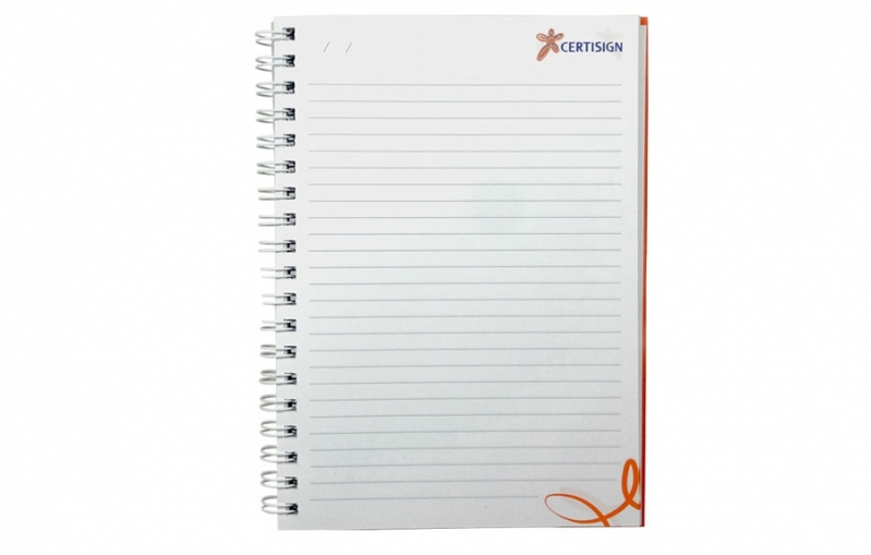 Comprar Caderno Personalizado com Adesivo Araras - Comprar Caderno Personalizado Empresa